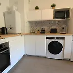Apartment With Terrace In The Heart Of Toulon