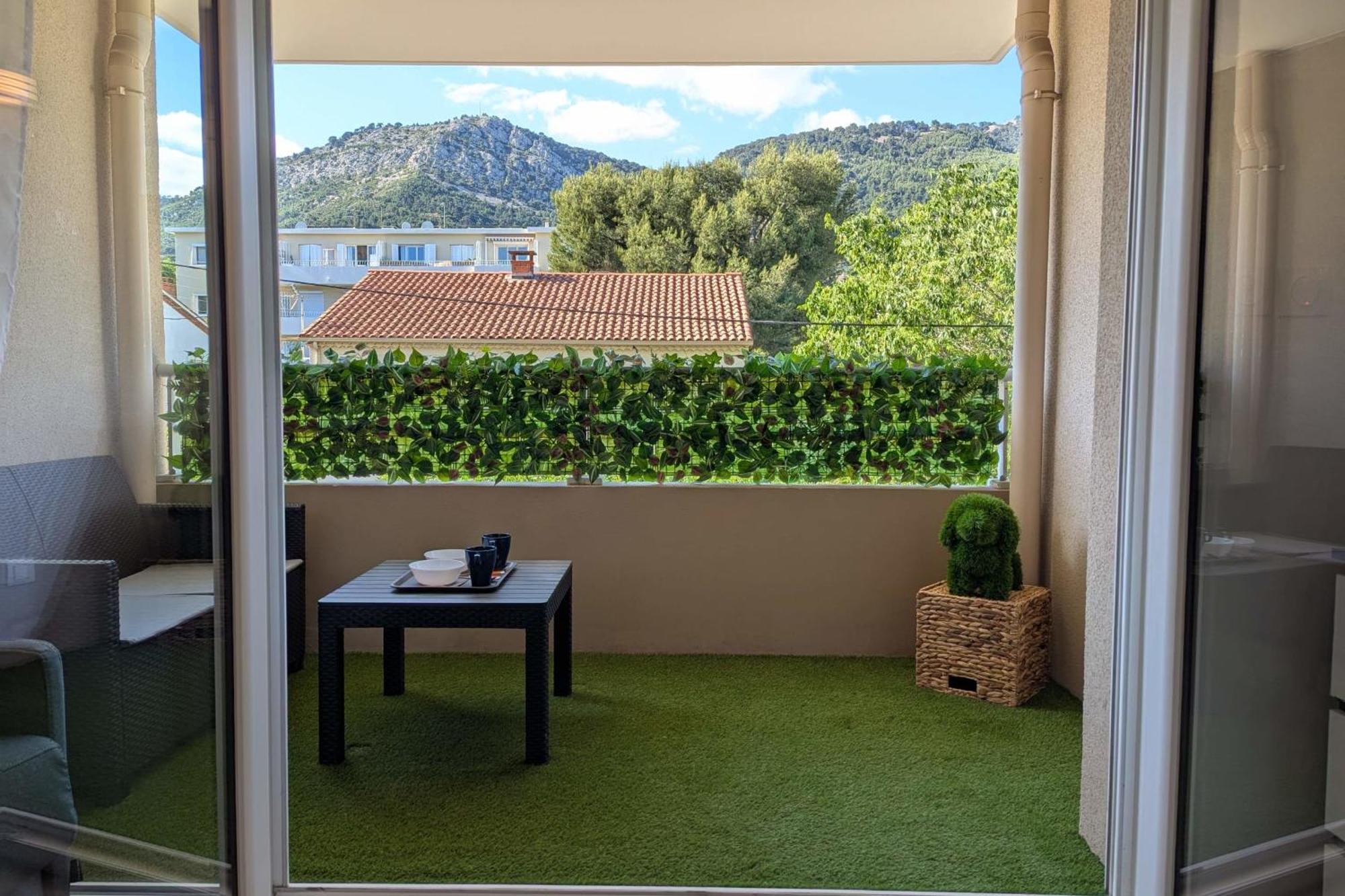 With Terrace In The Heart Of Toulon