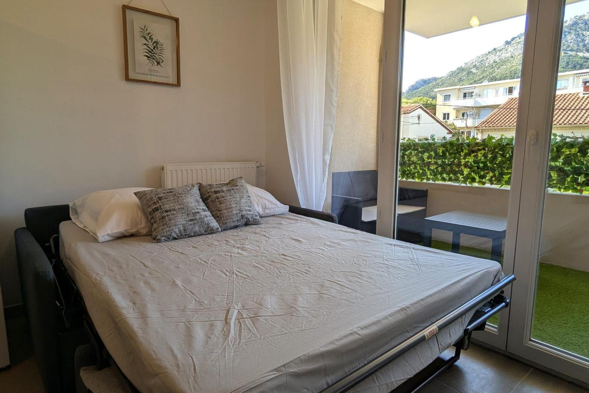 With Terrace In The Heart Of Appartement